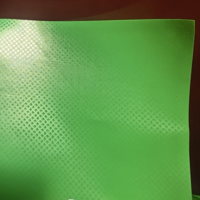 Anti-slip HDPE cross gelamineerde film - breedte 100 mm-1100 mm
