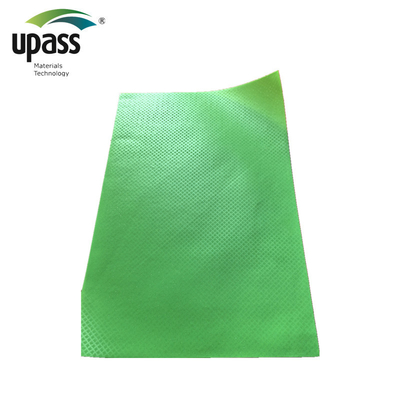 Slip-free cross laminated PE film voor toepassing op waterdichte membranen